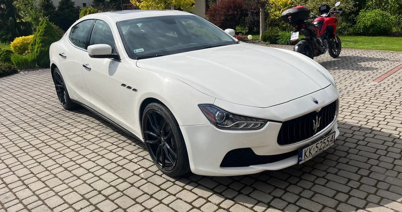 Maserati Ghibli cena 105000 przebieg: 94750, rok produkcji 2015 z Kraków małe 92